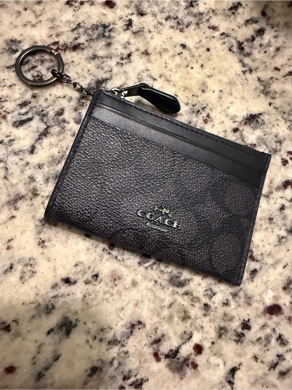 Coach Outlet Mini Skinny ID